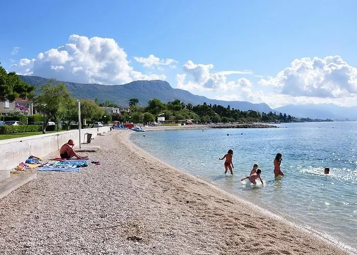 Kurbasa * Kaštela